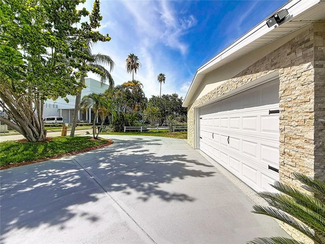 4101 SHORE ACRES BOULEVARD NE, St Petersburg, FL 33703
