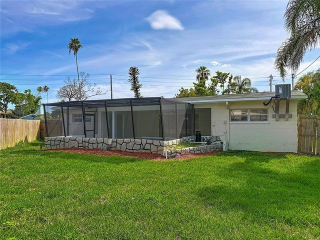 4101 SHORE ACRES BOULEVARD NE, St Petersburg, FL 33703