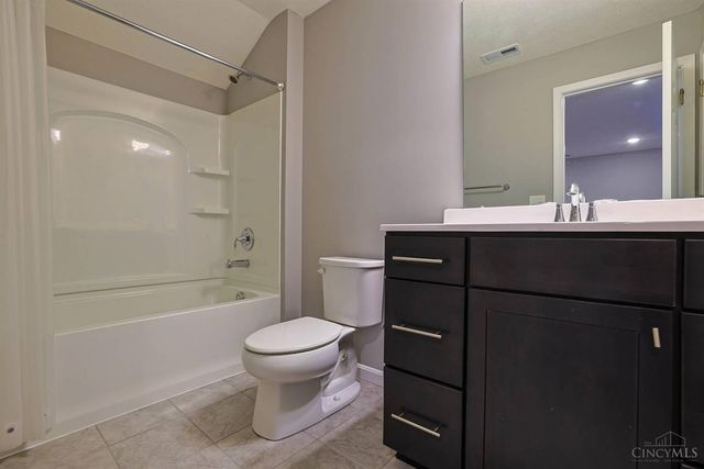 1323 Anacapa Court, Batavia Twp, OH 45103