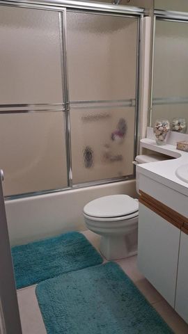 23 Lake Vista Trail 204, Port St. Lucie, FL 34952