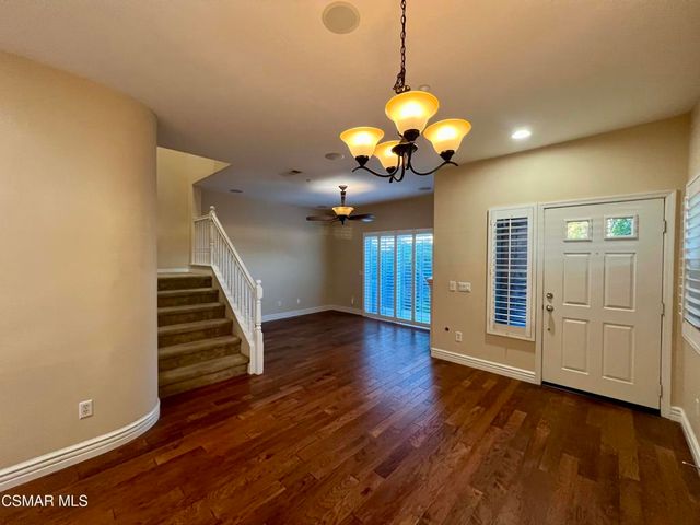 2686 Night Jasmine Drive, Simi Valley, CA 93065