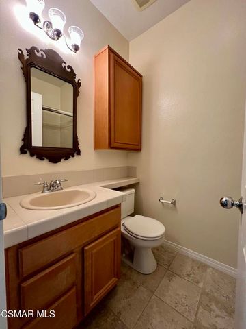 2686 Night Jasmine Drive, Simi Valley, CA 93065