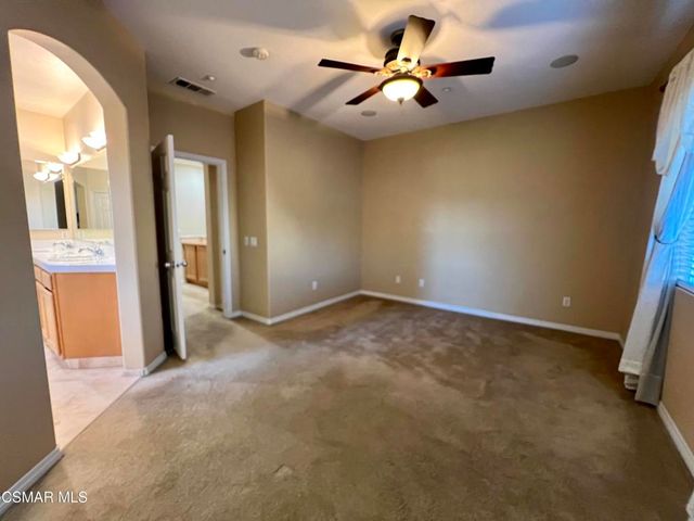 2686 Night Jasmine Drive, Simi Valley, CA 93065