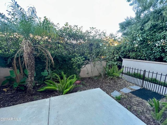 2686 Night Jasmine Drive, Simi Valley, CA 93065