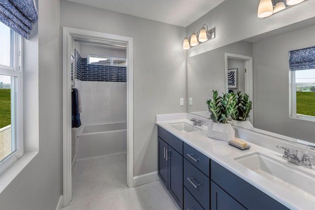 6534 E Madison Avenue, Fresno, CA 93727