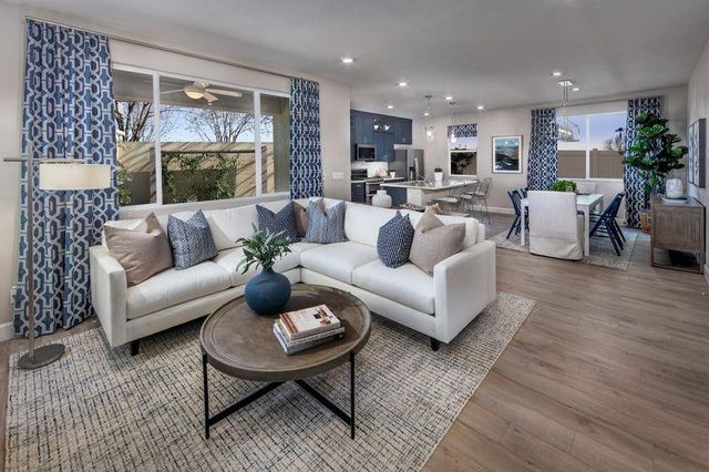 6534 E Madison Avenue, Fresno, CA 93727