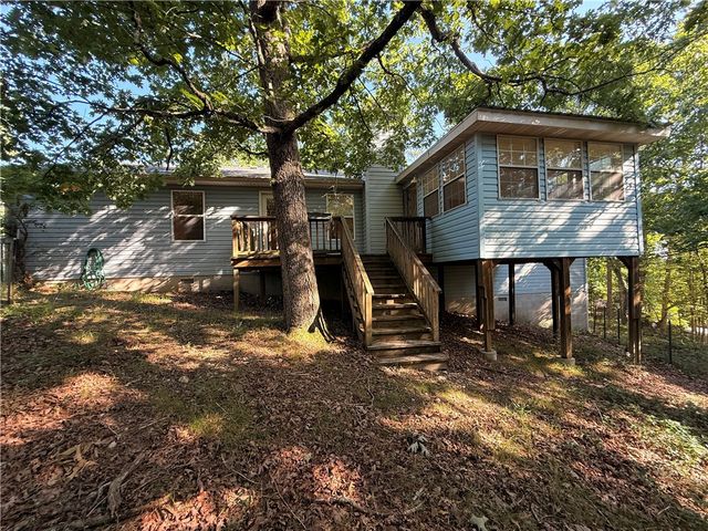 3 Richard Circle, Eureka Springs, AR 72632