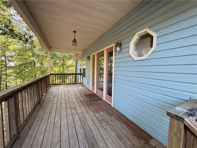 3 Richard Circle, Eureka Springs, AR 72632