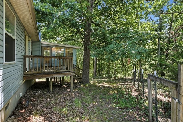 3 Richard Circle, Eureka Springs, AR 72632
