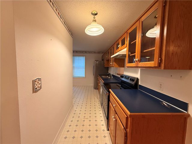 3 Richard Circle, Eureka Springs, AR 72632