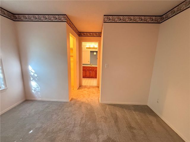 3 Richard Circle, Eureka Springs, AR 72632