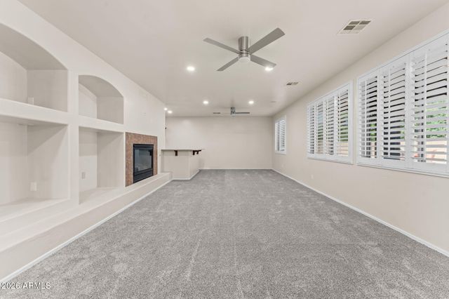 14434 W Jenan Drive, Surprise, AZ 85379