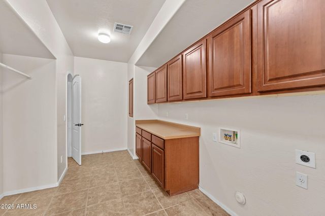 14434 W Jenan Drive, Surprise, AZ 85379