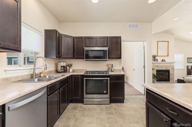 19695 E Atlantic Drive D, Aurora, CO 80013