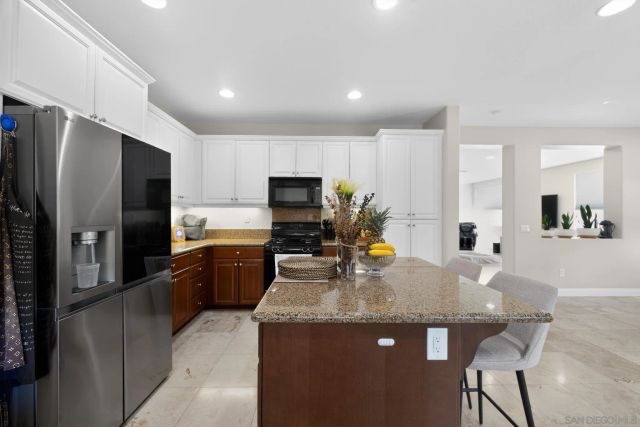 1930 Dainty Way, Hemet, CA 92545