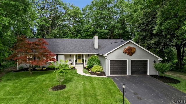 4660 Boncrest Drive West, Clarence, NY 14221
