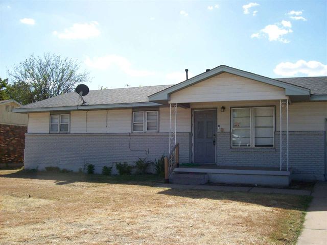 2306 NW 46th St, Lawton, OK 73505
