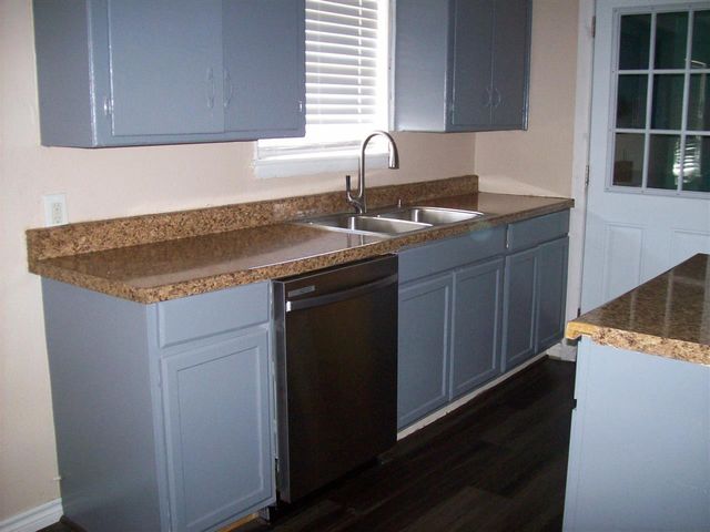 2306 NW 46th St, Lawton, OK 73505