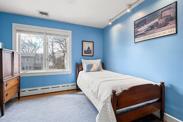 14 Melrose Ave, Needham, MA 02492