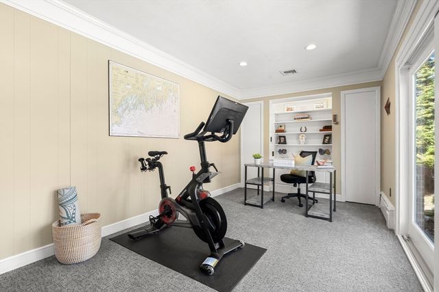 14 Melrose Ave, Needham, MA 02492