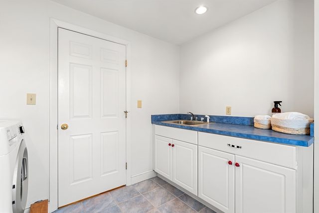 14 Melrose Ave, Needham, MA 02492