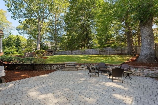 14 Melrose Ave, Needham, MA 02492