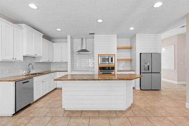 2031 Palos Verdes, Leander, TX 78641