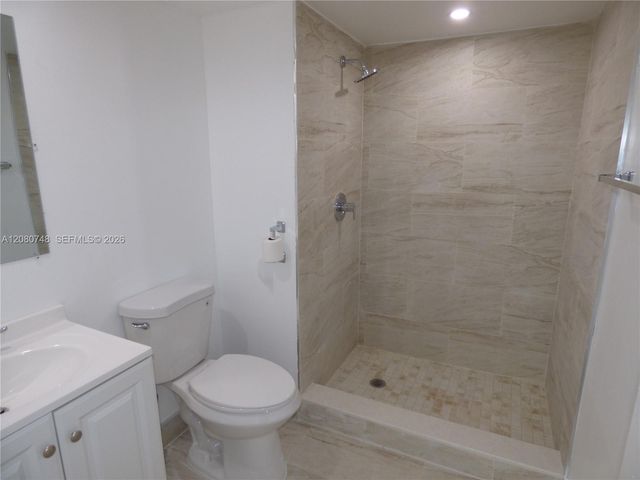 361 S Hollybrook Drive 302, Pembroke Pines, FL 33025