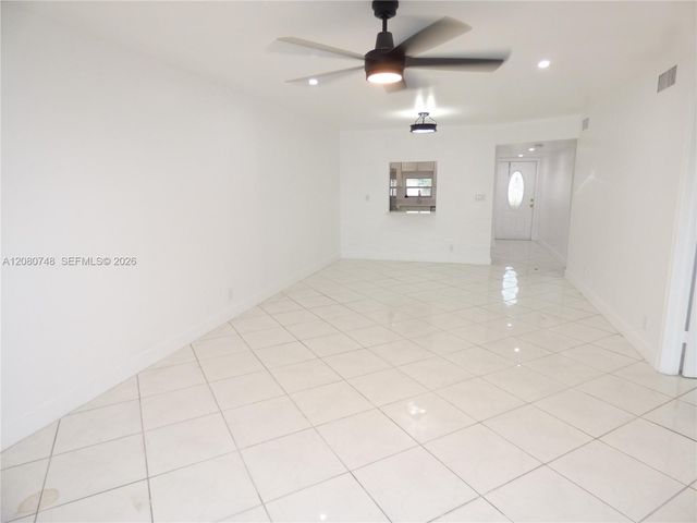 361 S Hollybrook Drive 302, Pembroke Pines, FL 33025