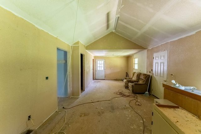 000 Missouri 19, Alton, MO 65606