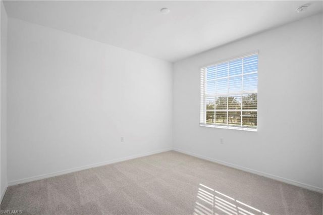 18421 copperhead CT N, Lehigh Acres, FL 33936