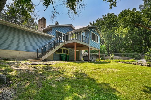 6215 Cavell Avenue N, Brooklyn Park, MN 55428