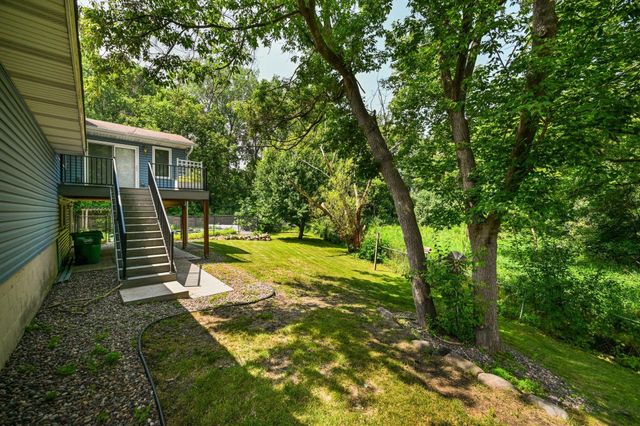 6215 Cavell Avenue N, Brooklyn Park, MN 55428