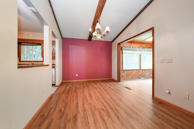 6215 Cavell Avenue N, Brooklyn Park, MN 55428