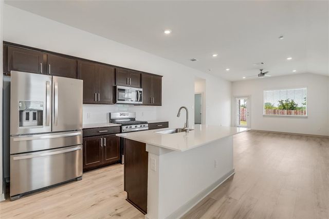 341 Wilshire RD, San Marcos, TX 78666
