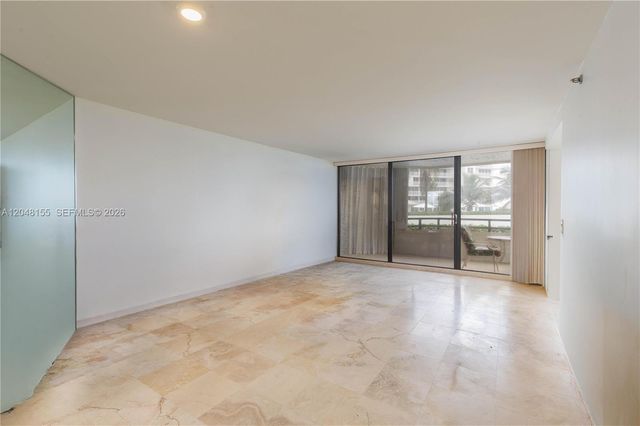 3560 S Ocean Boulevard 206, South Palm Beach, FL 33480