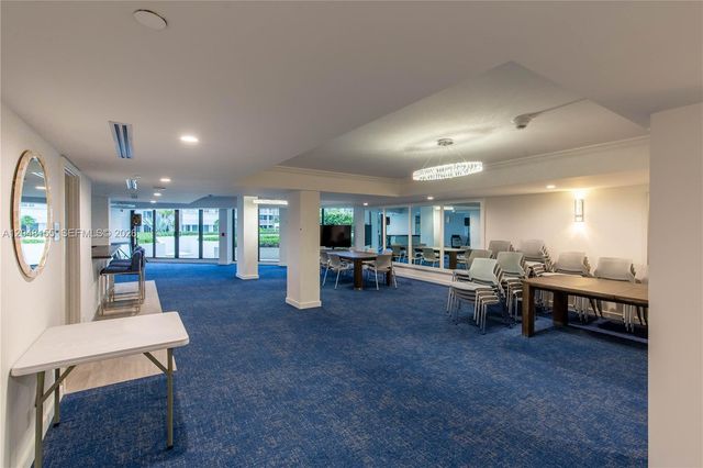 3560 S Ocean Boulevard 206, South Palm Beach, FL 33480