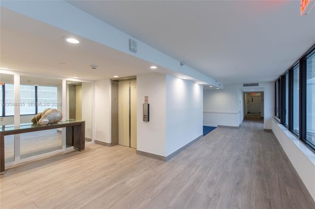3560 S Ocean Boulevard 206, South Palm Beach, FL 33480