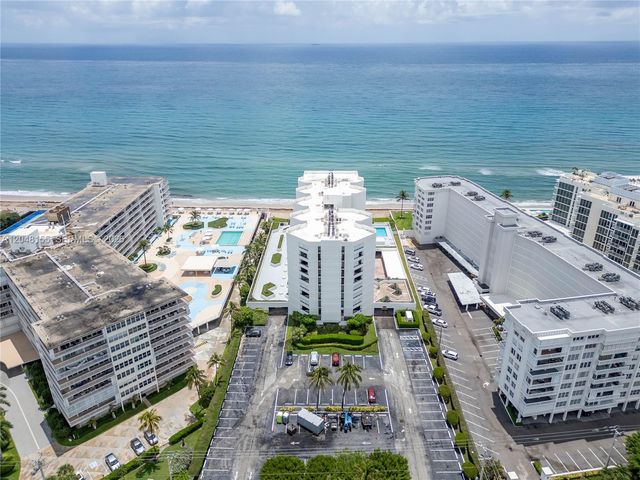 3560 S Ocean Boulevard 206, South Palm Beach, FL 33480