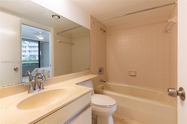 3560 S Ocean Boulevard 206, South Palm Beach, FL 33480