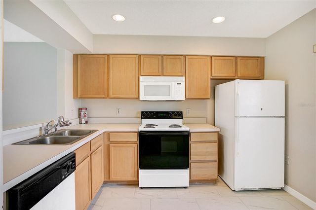 13324 FAIRWAY GLEN DRIVE 101, Orlando, FL 32824