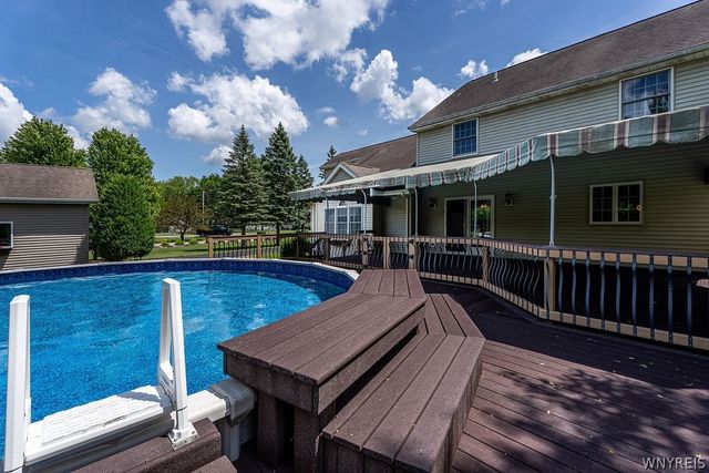 4815 Tonawanda Creek Road, Pendleton, NY 14120