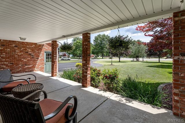 4815 Tonawanda Creek Road, Pendleton, NY 14120