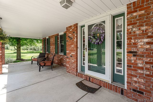 4815 Tonawanda Creek Road, Pendleton, NY 14120