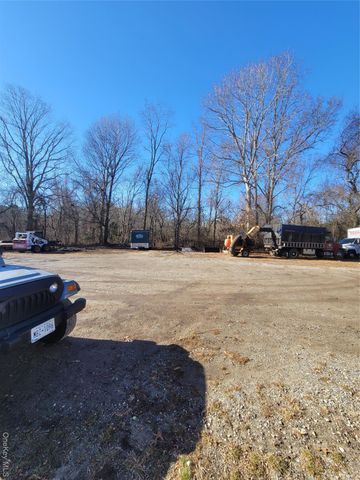 1984 Route 112, Coram, NY 11727