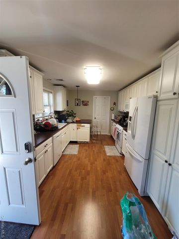 1984 Route 112, Coram, NY 11727