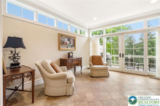 2055 Forge Run, Bethlehem City, PA 18015