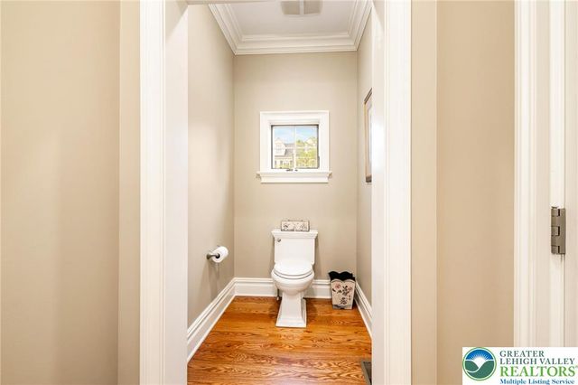 2055 Forge Run, Bethlehem City, PA 18015