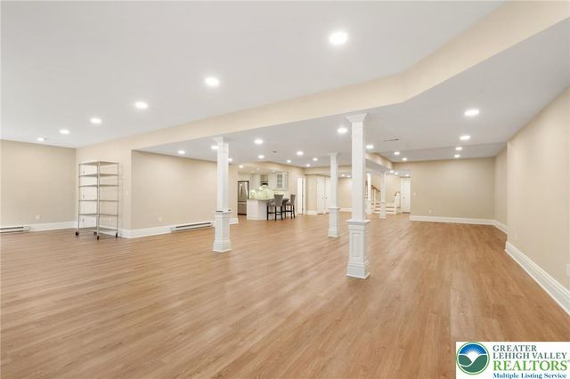 2055 Forge Run, Bethlehem City, PA 18015