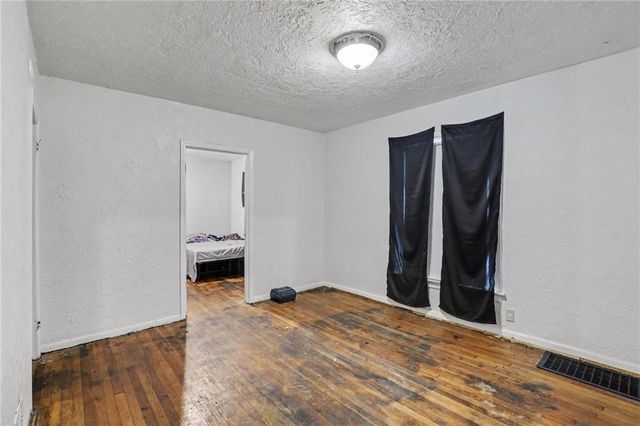 3915 Norledge Avenue, Kansas City, MO 64123